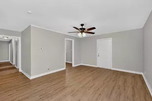 2021 Proctor Dr, Grand Prairie, TX 75051 - Photo 7