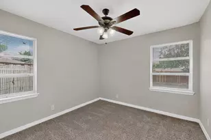2021 Proctor Dr, Grand Prairie, TX 75051 - Photo 23