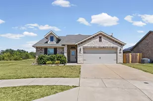 444 Keresley St, Fort Worth, TX 76036 - Photo 1