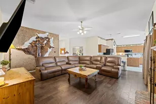 4621 Cedar Run Dr, Midlothian, TX 76065 - Photo 5