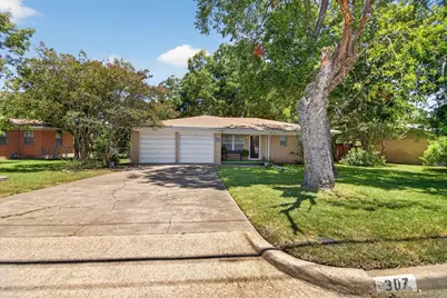 307 Estates Drive, Woodway, TX 76712 - Photo 7