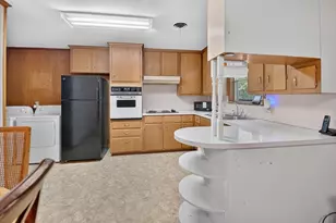 307 Estates Dr, Woodway, TX 76712 - Photo 29