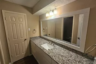 1340 Grand Teton Dr, DeSoto, TX 75115 - Photo 25