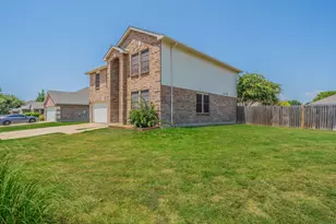 1308 Krista Dr, Burleson, TX 76028 - Photo 25