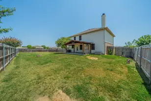 1308 Krista Dr, Burleson, TX 76028 - Photo 27