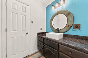 580 Easy Rd, West, TX 76691 - Photo 15