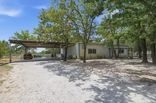 803 Spring Valley Rd, Paradise, TX 76073 - Photo 3