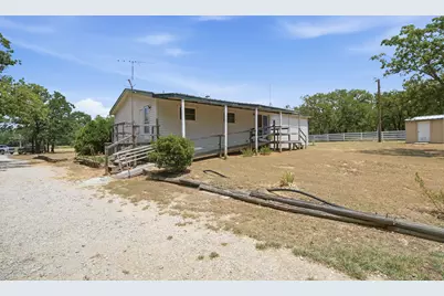 803 Spring Valley Road, Paradise, TX 76073 - Photo 37