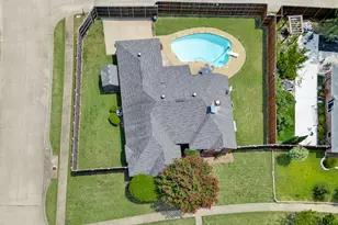 1926 Oak Bend Ln, Garland, TX 75040 - Photo 29