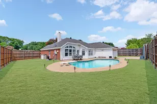 1926 Oak Bend Ln, Garland, TX 75040 - Photo 25