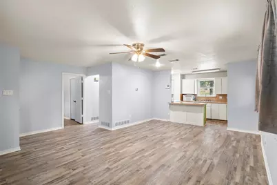 521 Hilltop Drive, Tool, TX 75143 - Photo 3
