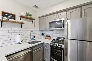 3121 Sondra Dr, Fort Worth, TX 76107 - Photo 11