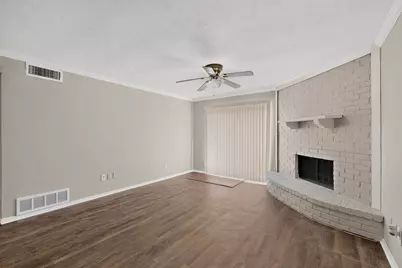 3045 Lisetta Street, Grand Prairie, TX 75052 - Photo 7