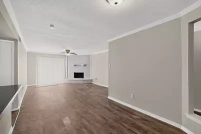 3045 Lisetta Street, Grand Prairie, TX 75052 - Photo 9