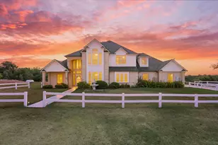 141 Blue Sky Dr, Decatur, TX 76234 - Photo 1