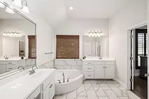 8541 Thorne Dr, Lantana, TX 76226 - Photo 21