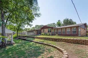 9216 Raymond Ave, White Settlement, TX 76108 - Photo 9