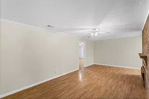 9216 Raymond Ave, White Settlement, TX 76108 - Photo 25