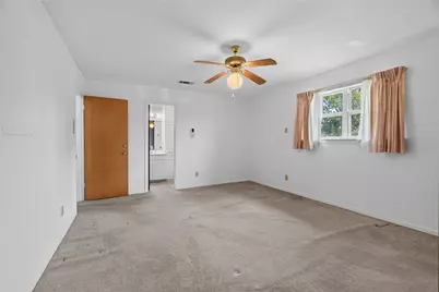 1605 Weathered Street, Irving, TX 75062 - Photo 21