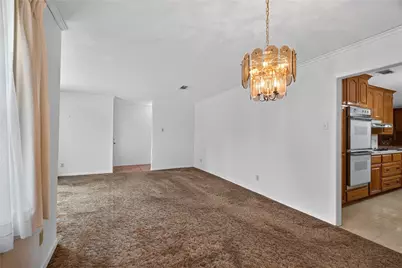 1605 Weathered Street, Irving, TX 75062 - Photo 7