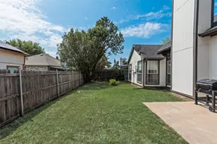5209 Manhassett Dr, Arlington, TX 76018 - Photo 11