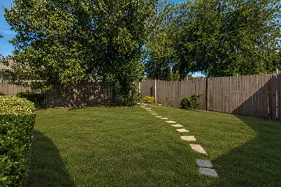 1560 Mapleton Drive, Dallas, TX 75228 - Photo 3