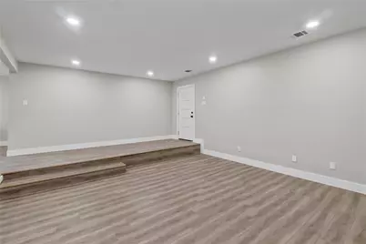209 W 9th Street, Kemp, TX 75143 - Photo 5