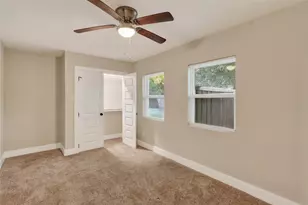 209 W 9th St, Kemp, TX 75143 - Photo 21