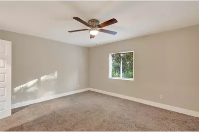 209 W 9th Street, Kemp, TX 75143 - Photo 17