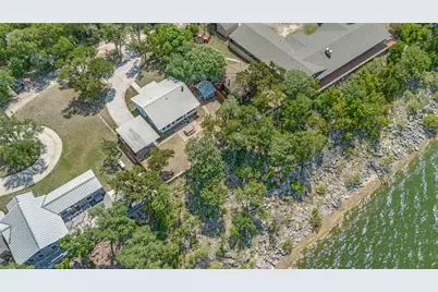 111 Live Oak Drive, Whitney, TX 76692 - Photo 25