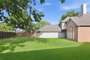 94 Bremen Dr, Hurst, TX 76054 - Photo 35