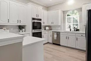 94 Bremen Dr, Hurst, TX 76054 - Photo 11