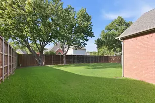 94 Bremen Dr, Hurst, TX 76054 - Photo 37