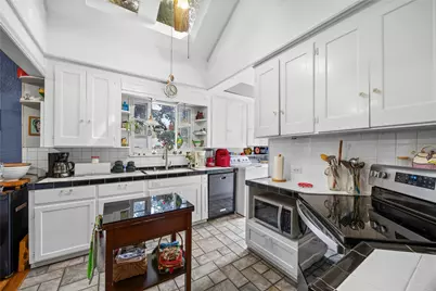 1114 N Windomere Avenue, Dallas, TX 75208 - Photo 21