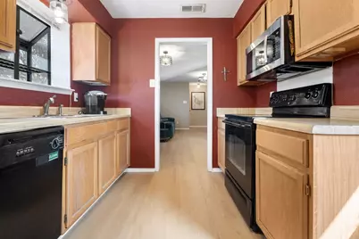 1805 W Spring Creek Parkway #BB1, Plano, TX 75023 - Photo 9