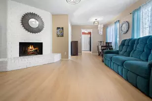 1805 W Spring Creek Pkwy, Plano, TX 75023 - Photo 5
