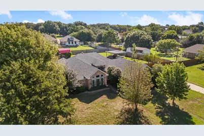 2609 Castle Road, Burleson, TX 76028 - Photo 35