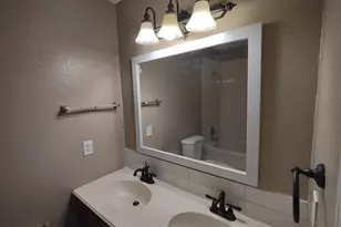 1613 Wavecrest Dr, Glenn Heights, TX 75154 - Photo 29