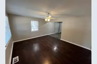 1319 Hansboro Avenue, Dallas, TX 75224 - Photo 3