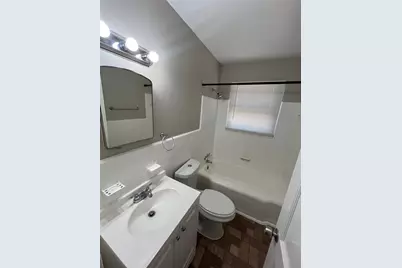 1319 Hansboro Avenue, Dallas, TX 75224 - Photo 13