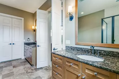 1132 Hemingway Lane, Irving, TX 75063 - Photo 27