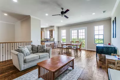 1132 Hemingway Lane, Irving, TX 75063 - Photo 11
