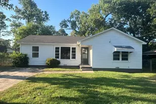 1601 Anthony St, Gainesville, TX 76240 - Photo 1