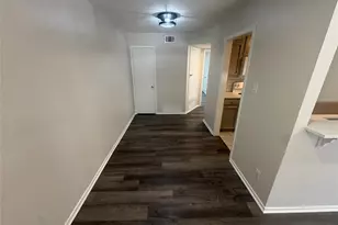 904 N Austin St, Denton, TX 76201 - Photo 5