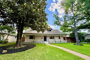 9920 Greenfield Dr, Dallas, TX 75238 - Photo 1
