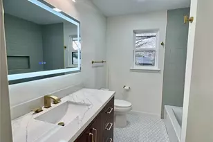 9920 Greenfield Dr, Dallas, TX 75238 - Photo 23