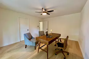 9920 Greenfield Dr, Dallas, TX 75238 - Photo 11