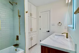9920 Greenfield Dr, Dallas, TX 75238 - Photo 21