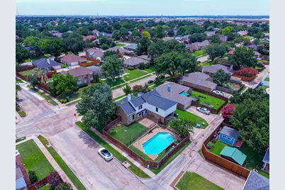2060 Briarcliff Road, Lewisville, TX 75067 - Photo 35