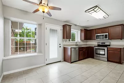 2060 Briarcliff Road, Lewisville, TX 75067 - Photo 9